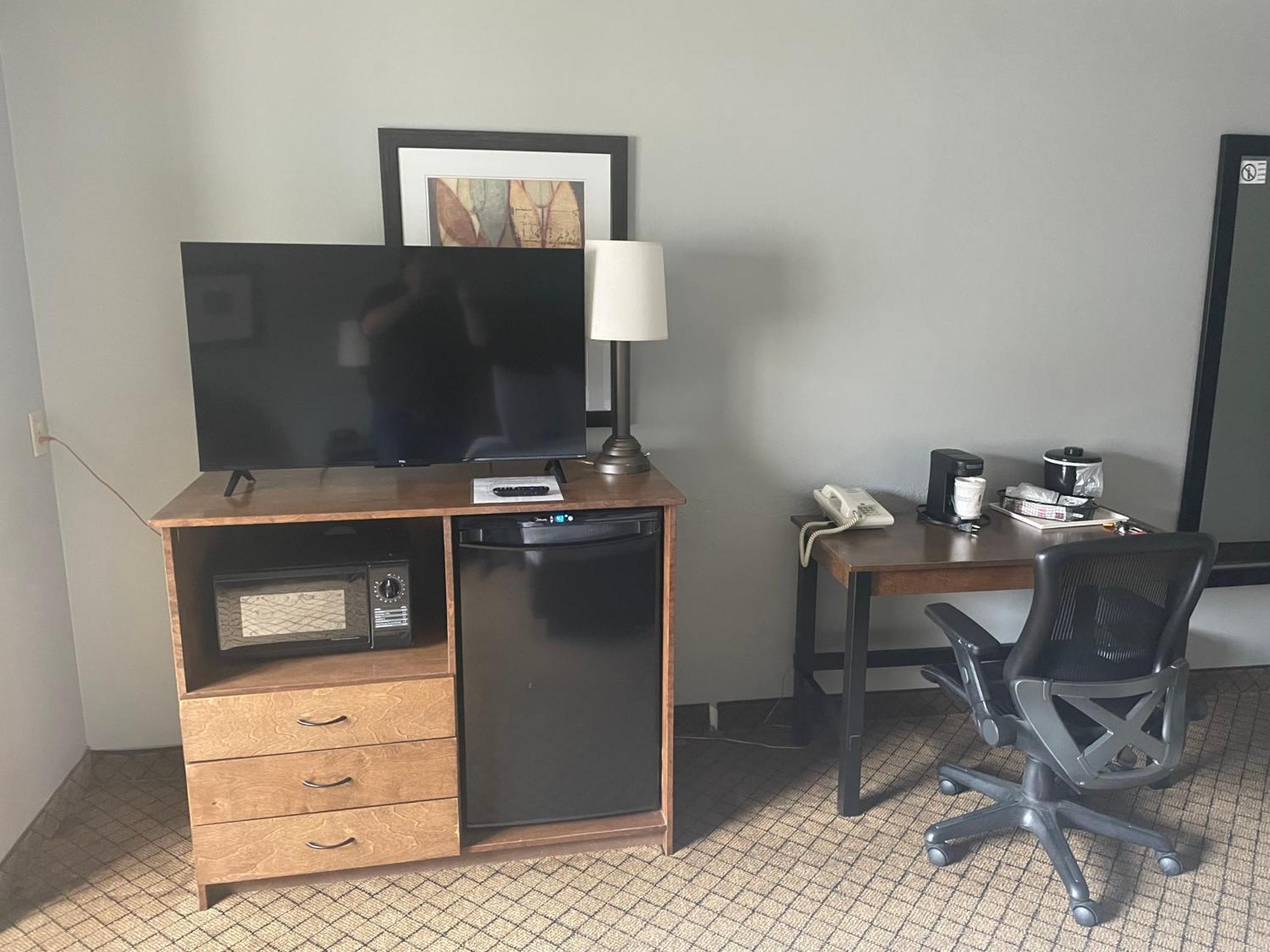 AmericInn by Wyndham Hartford WI Eksteriør bilde