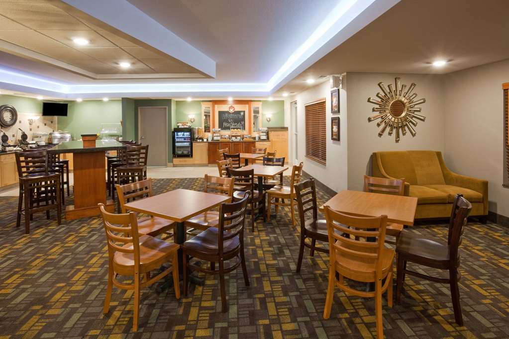 AmericInn by Wyndham Hartford WI Interiør bilde